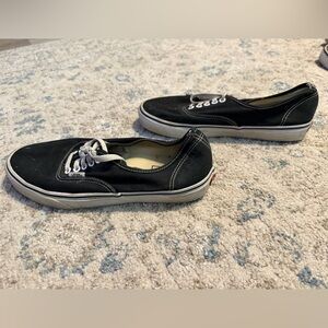 Vans Women's Black and White Canvas Sneakers